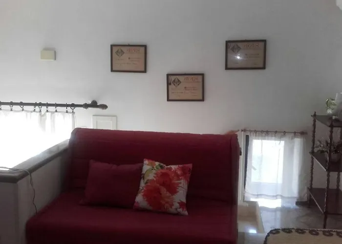 La Curte Di Borgomonte - *